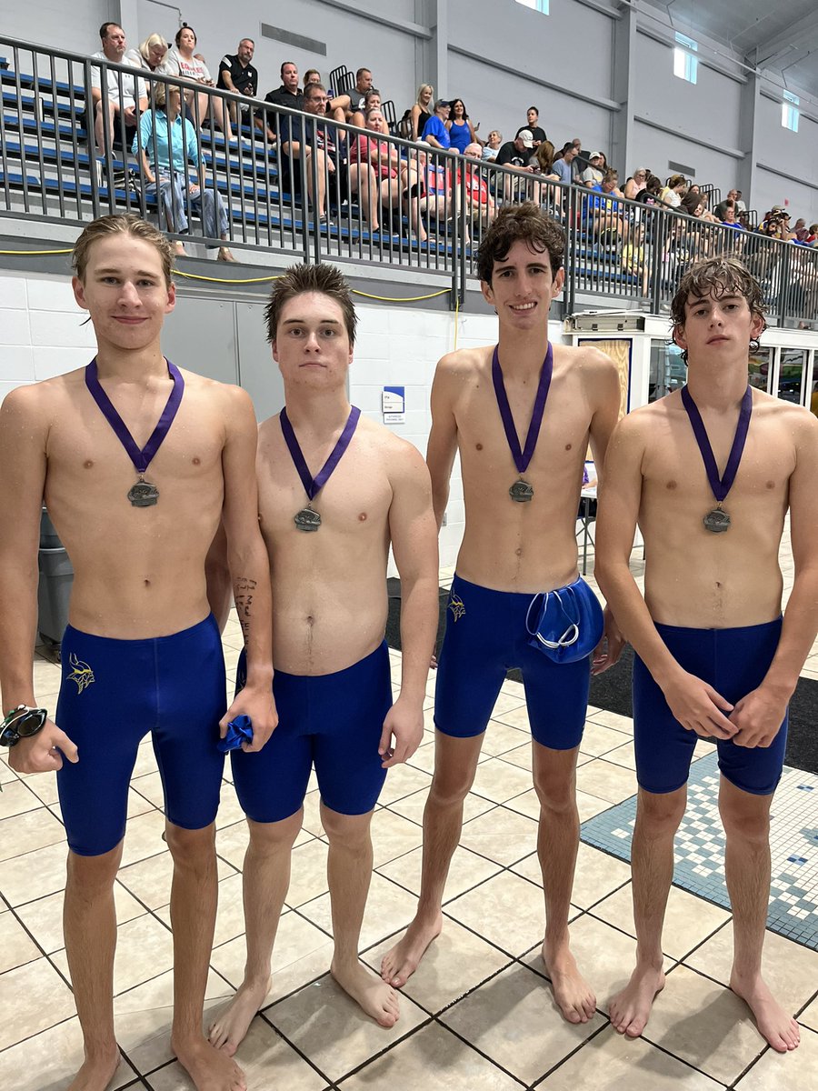 vikingswimdive's tweet photo. Max Newman, Matthew Reineri, Harry Hoyt, and Jaxon Dearing take 2nd in the Varsity 200 free relay! https://t.co/WLc57DdWq0
