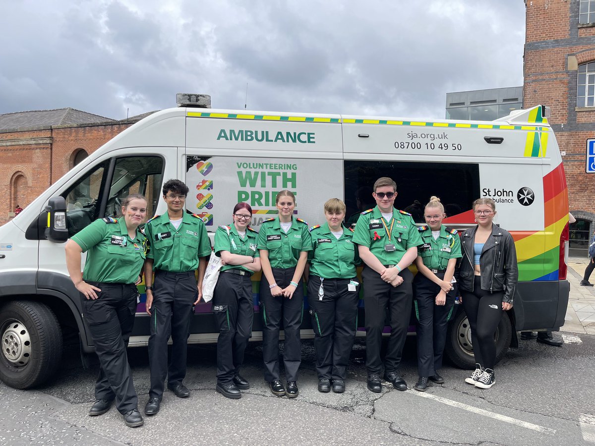 ElishaHughesHC's tweet photo. Day 2 of Manchester Pride! Today I attended the Manchester Pride Parade and it was an amazing experience! I also did a Cadet Takeover on the Official SJA Instagram Account!
@SJAGMYouth @stjohnambulance #CadetReporter #SJAPride https://t.co/RoN6lWV6Z9