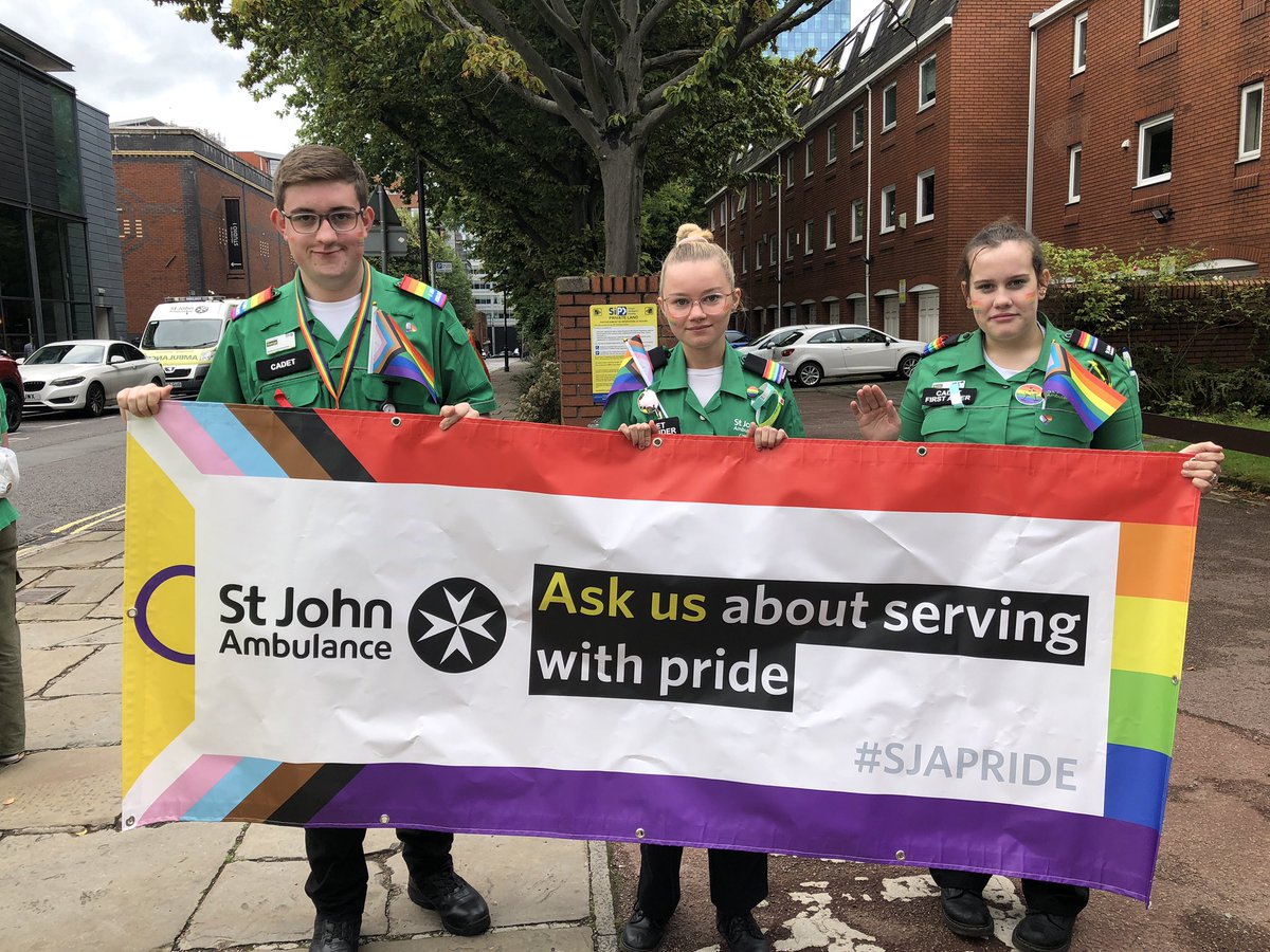 ElishaHughesHC's tweet photo. Day 2 of Manchester Pride! Today I attended the Manchester Pride Parade and it was an amazing experience! I also did a Cadet Takeover on the Official SJA Instagram Account!
@SJAGMYouth @stjohnambulance #CadetReporter #SJAPride https://t.co/RoN6lWV6Z9