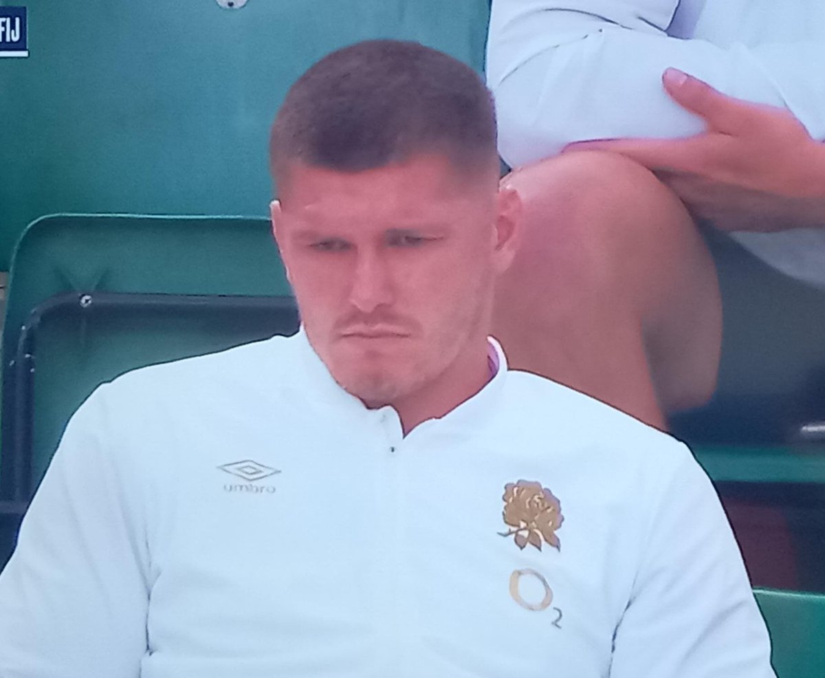 paddypower's tweet photo. When you realise it might be for the best that you're not allowed to play for England. #ENGvFIJI https://t.co/beVgscAUT3