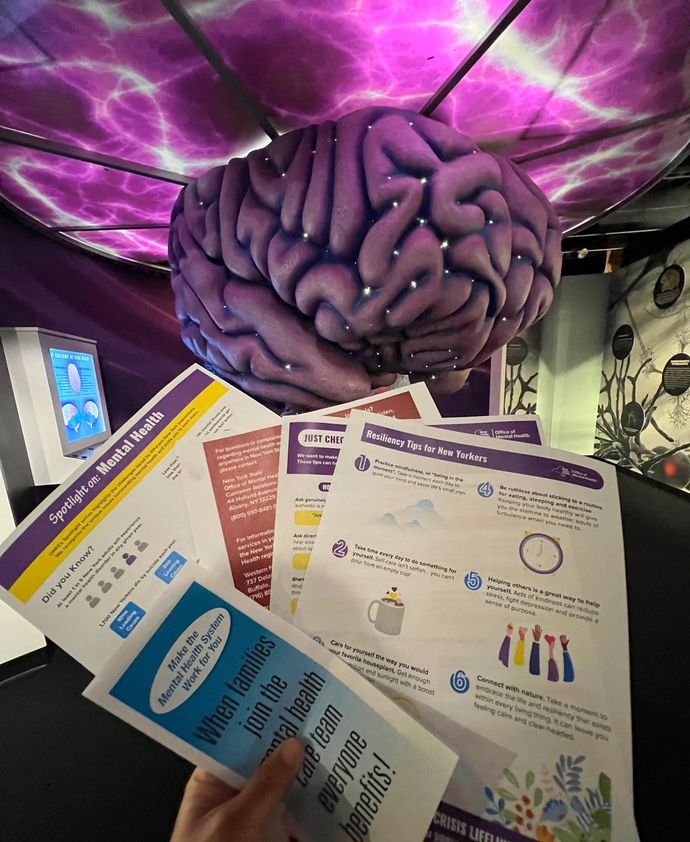 debshackell's tweet photo. Loved seeing #MHPinaction @MOSTSyracuse. Powerful learning and connections to science — plus helpful information, tips on seeking/providing support, and available services in the area. https://t.co/6jnDmlMcjK