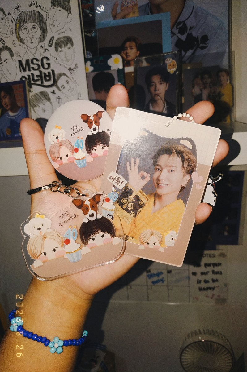 LUCU BGTTTT😭😭😭
capekku hilang pulang2 ternyata ada paket☺🫶

thank you <a href="/projects83/">Leeteuk - Heechul🎈🎂</a> 💙