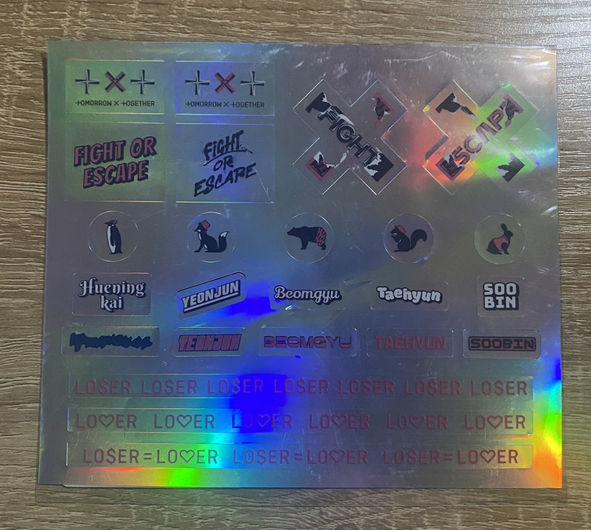 yeonjunhaul's tweet photo. wts lfb ph onhand #jjunsells

txt tccf the chaos chapter freeze aladin pob stickers - 100

💵: gcash, bpi qr
🚗: flash, sco
🗓: 2 days reservation / prio PAYO https://t.co/3CxlCgQ4JM