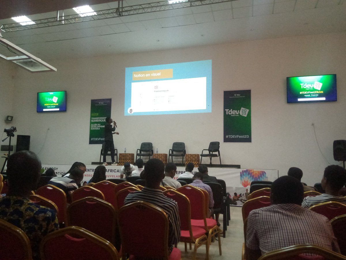 BoazakK's tweet photo. @juniormedehou_ on the beat !!!
🔥🔥🔥
#TDevFest
#TDevFest23
#TDevFest23Live
#Notion #LowCode https://t.co/YGq7PvJMIx