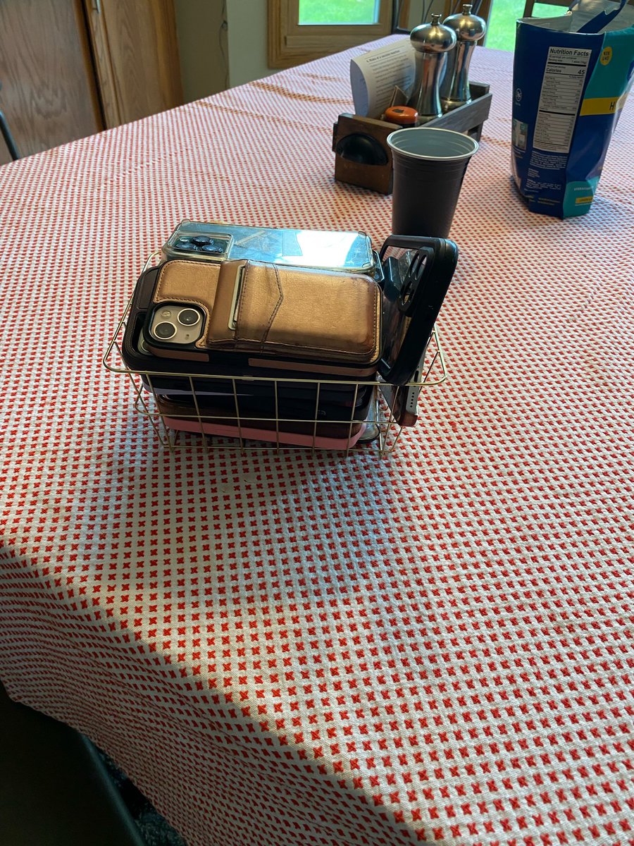 A lot of heat &amp; a little rain can’t keep us down. Started the weekend off right with an unplugged team breakfast and goal setting. Can’t wait to see what we do next week on the field.  
🥎 8/29 LSE vs Pius @ 5 pm
🥎 8/30 LSE @ Norfolk @ 5 pm 
🥎 9/1-2 Papio Tourney
Let’s go! ⚔️