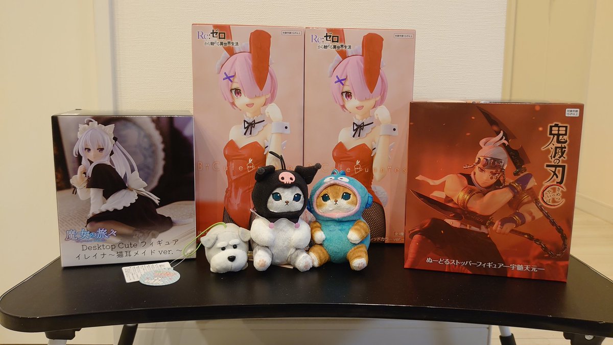 kurege_diary's tweet photo. 08月26日
今日の戦利品
イレイナの猫耳メイドかわいいね😆
鬼滅の刃の天元さんのぬーどるストッパーフィギュアは箱のデザインが良いです🎵
嫁さんの為に小さいけど、ぬいぐるみもGETしました😁 https://t.co/t8lKoA7i5S
