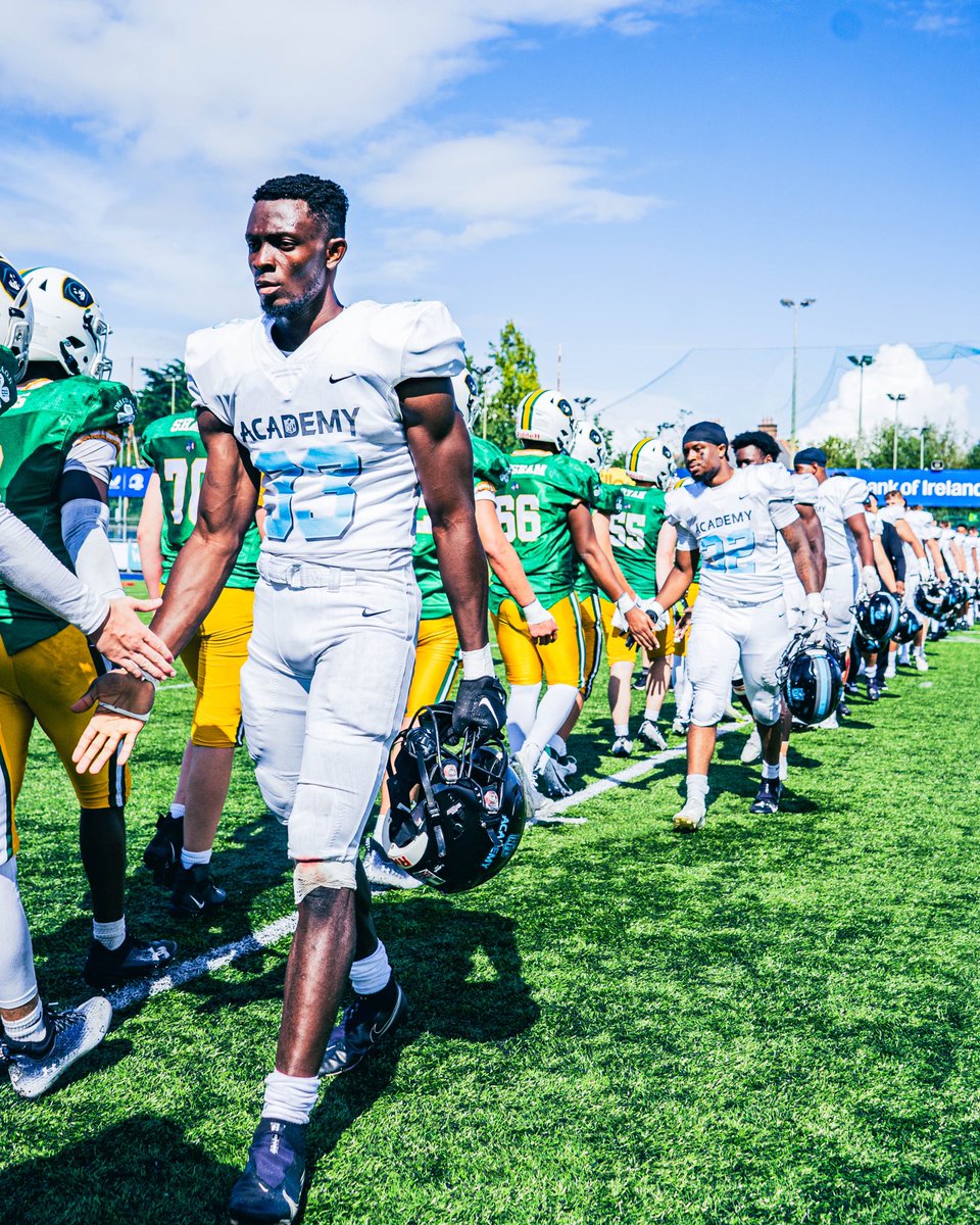 sundaysamuel592's tweet photo. Remember the number #33
@NFLAcademy @KrisDurham16 @Davon_M0rgan @CoachJackSmith @CoachColzie @Coach_Grisham
.
#Darkside
#BigHits
#CollegeFootball
#college
#collegecontent https://t.co/gdtr6r2kWG