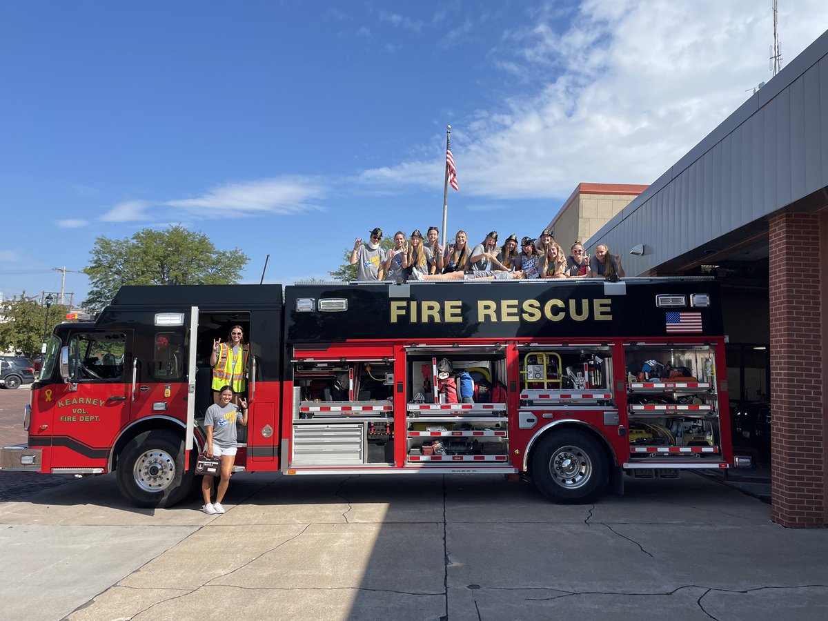 Thank You to Kearney Fire Department  for your support of <a href="/UNK_Athletics/">UNK Athletics</a> and <a href="/UNKearney/">University of Nebraska at Kearney</a>!  Keeping our community safe from 🔥

#HereComeTheLopers