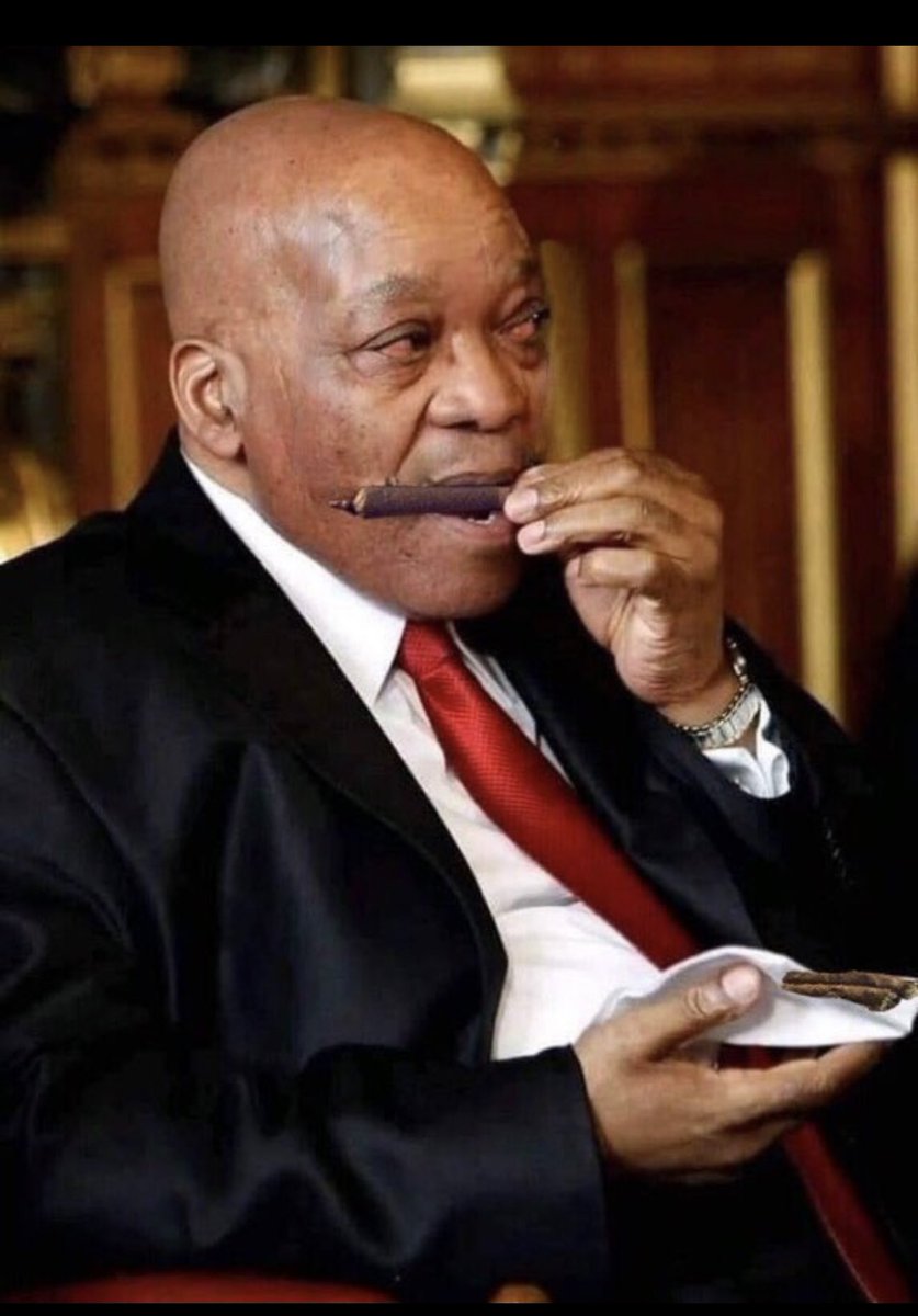 Noxza_dube's tweet photo. @MbalulaFikile Mbalula stop this nonsense. Zimbabweans should not be bothered in South Africa because it seems you clowns enjoy the poverty of Zimbabweans. https://t.co/9Iw3mANOEP