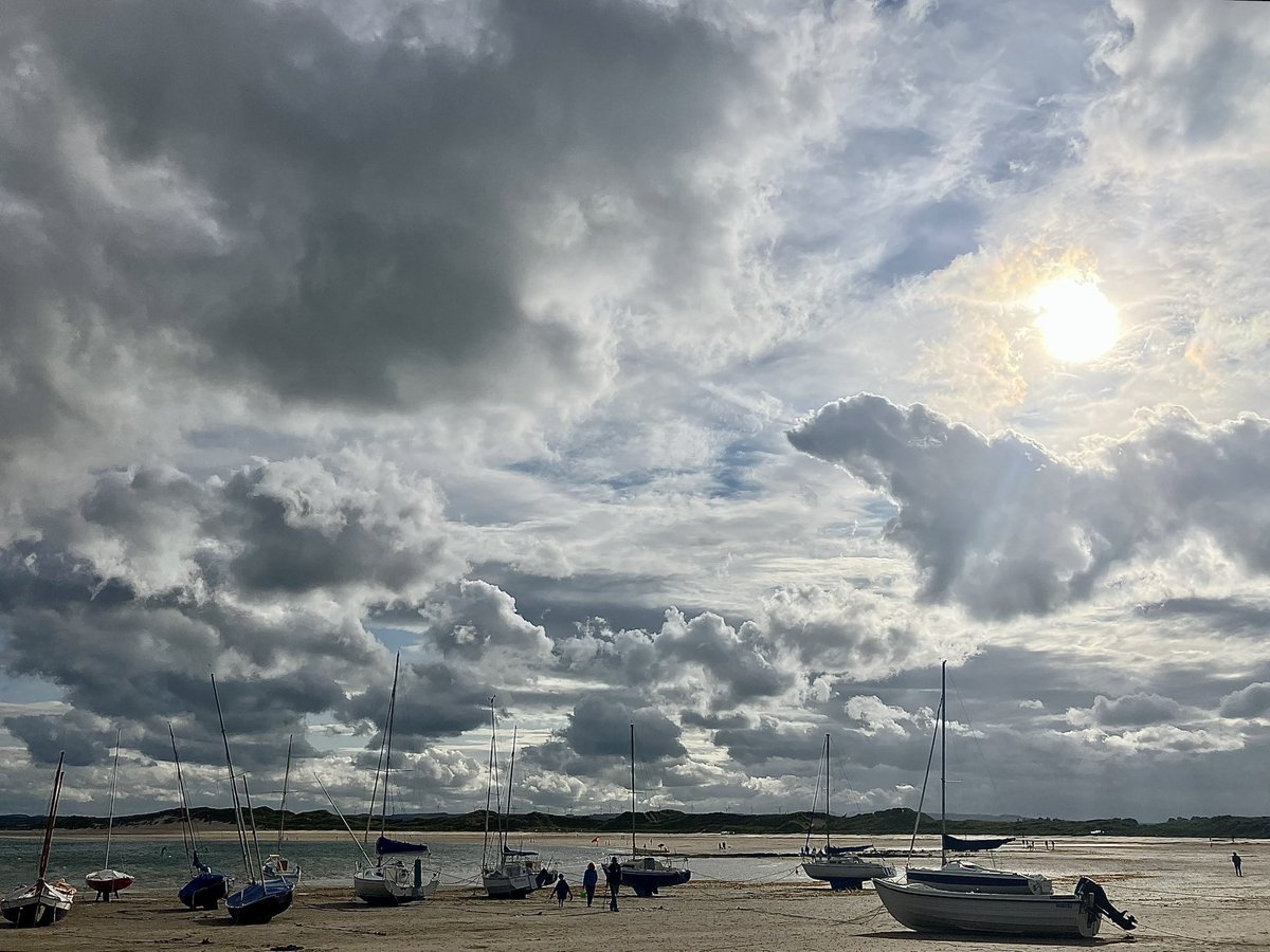 HanWWDoM's tweet photo. Rebalanced by the coast and lakes this summer. https://t.co/atE05bHol3