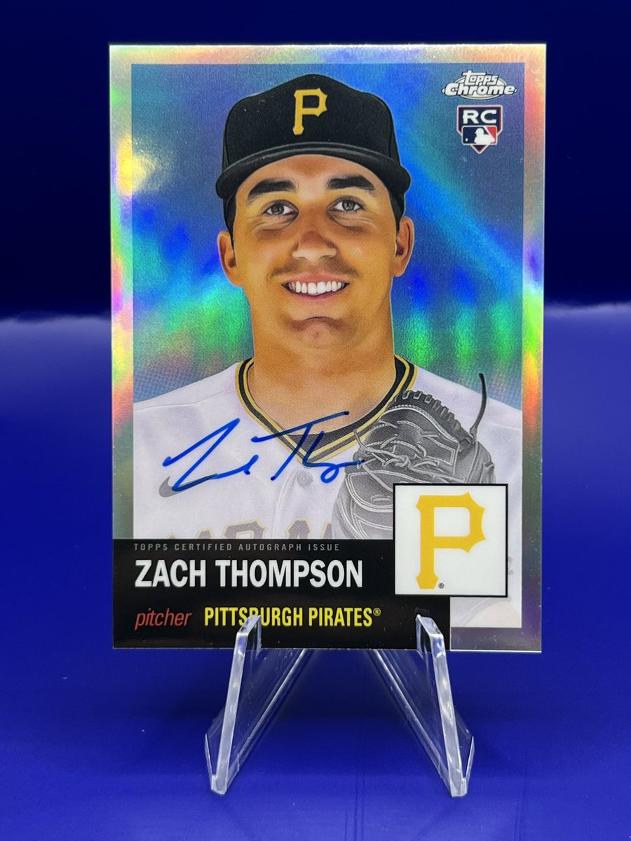 gchavez_3's tweet photo. Two autos in this box @CardPurchaser. #zachthompson #Topps #RC https://t.co/tCHD4z5PgZ
