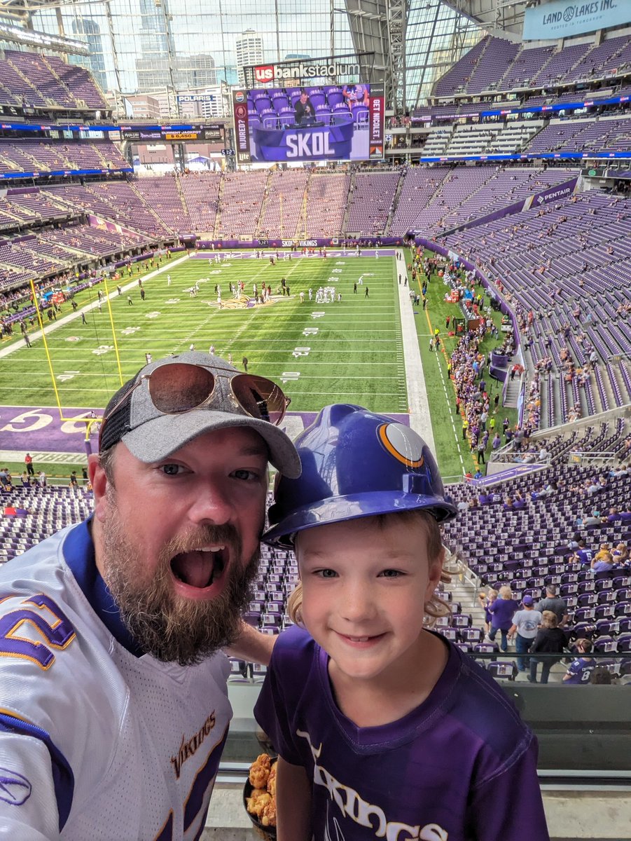 DLarkin77's tweet photo. #skol first vikings game for both of us! https://t.co/2Zq3gC4od4