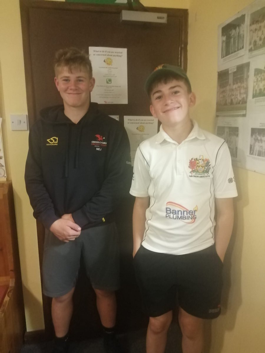 AberCC's tweet photo. A fantastic win for @AberCC  U15’s against @ccbronwydd  U15’s yesterday, Aberystwyth scoring 145/4 off 30 overs , Bronwydd replying with 142/9.
Highlight of the night was a 101 partnership between Iestyn Roberts with his first 50 n o and Noa Jones 51 n o 
Canlyniad Gwych da Iawn https://t.co/6TqVWEyjoO