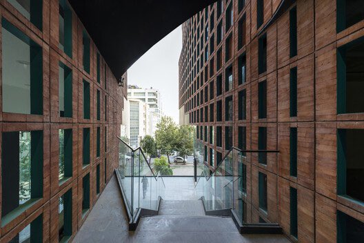 YIMBY Tehran 🏗️🏙️ tweet media