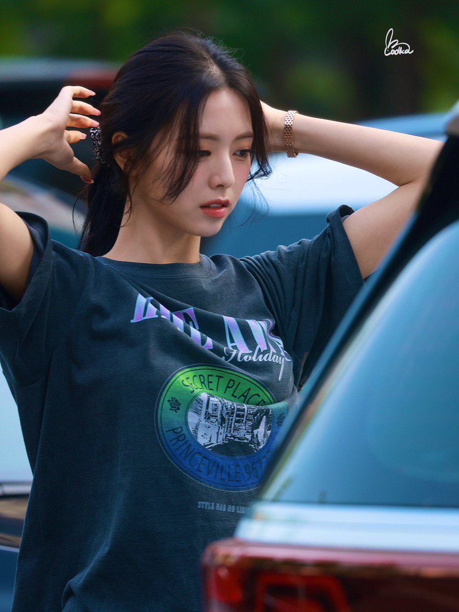 is_Vodka7's tweet photo. 230818 #유나 #YUNA #있지 #ITZY 
💗💗💗 https://t.co/t8656HCdqc
