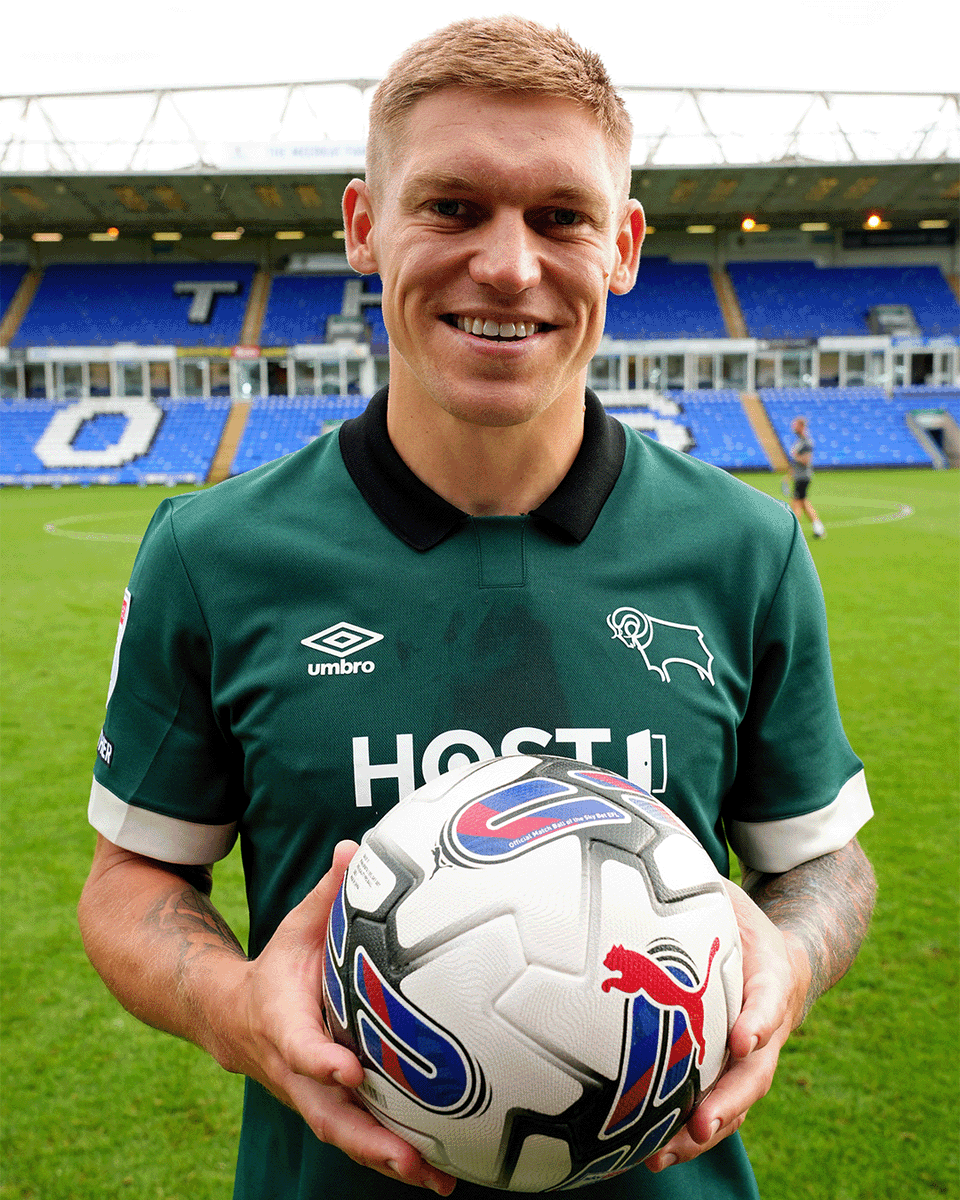 dcfcofficial's tweet photo. Martyn Waghorn Derby's number 10 ⚽️🖤🤍

#DCFC https://t.co/HJeagw8TpI