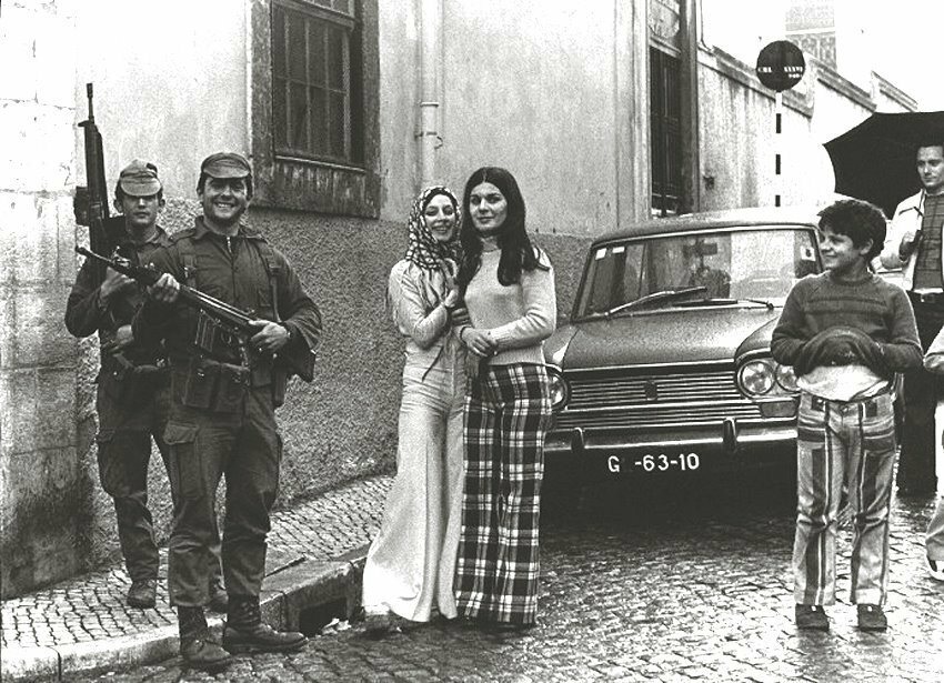 Португалия, апрельская революция 1974-го года.