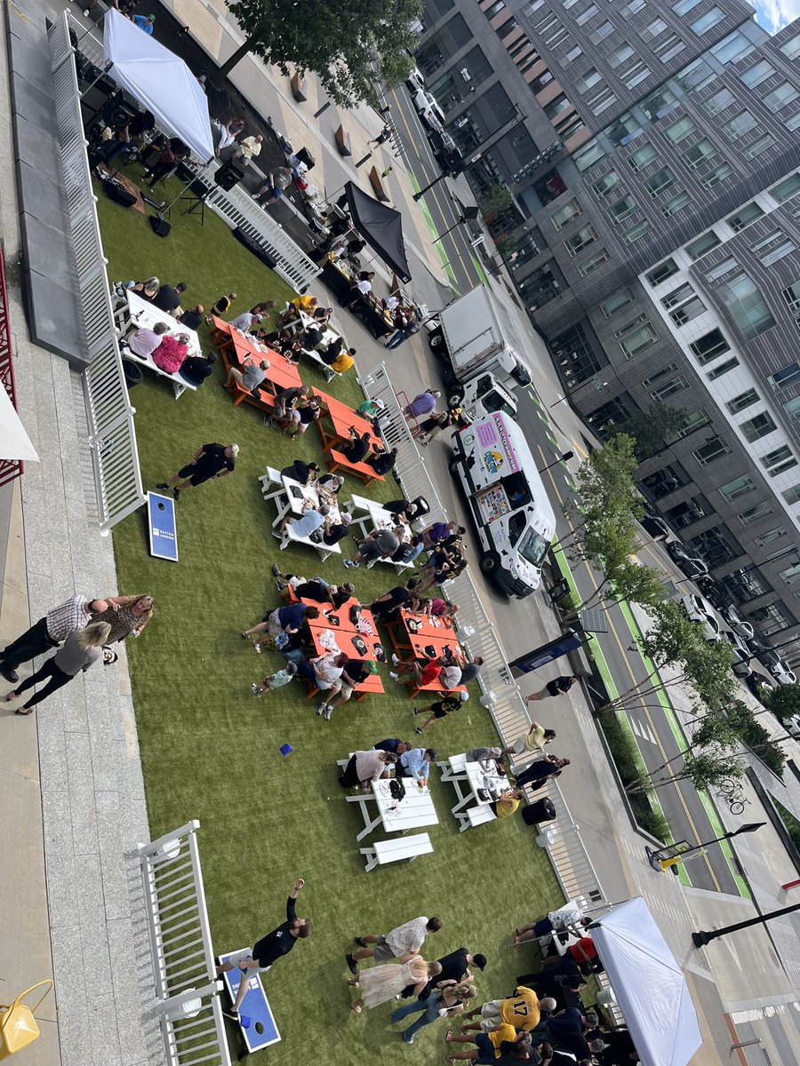 nick_shea24's tweet photo. Great day for a BBQ! @NHLBruinsSTH #BruinsBBQ https://t.co/lYXUMCfrr1