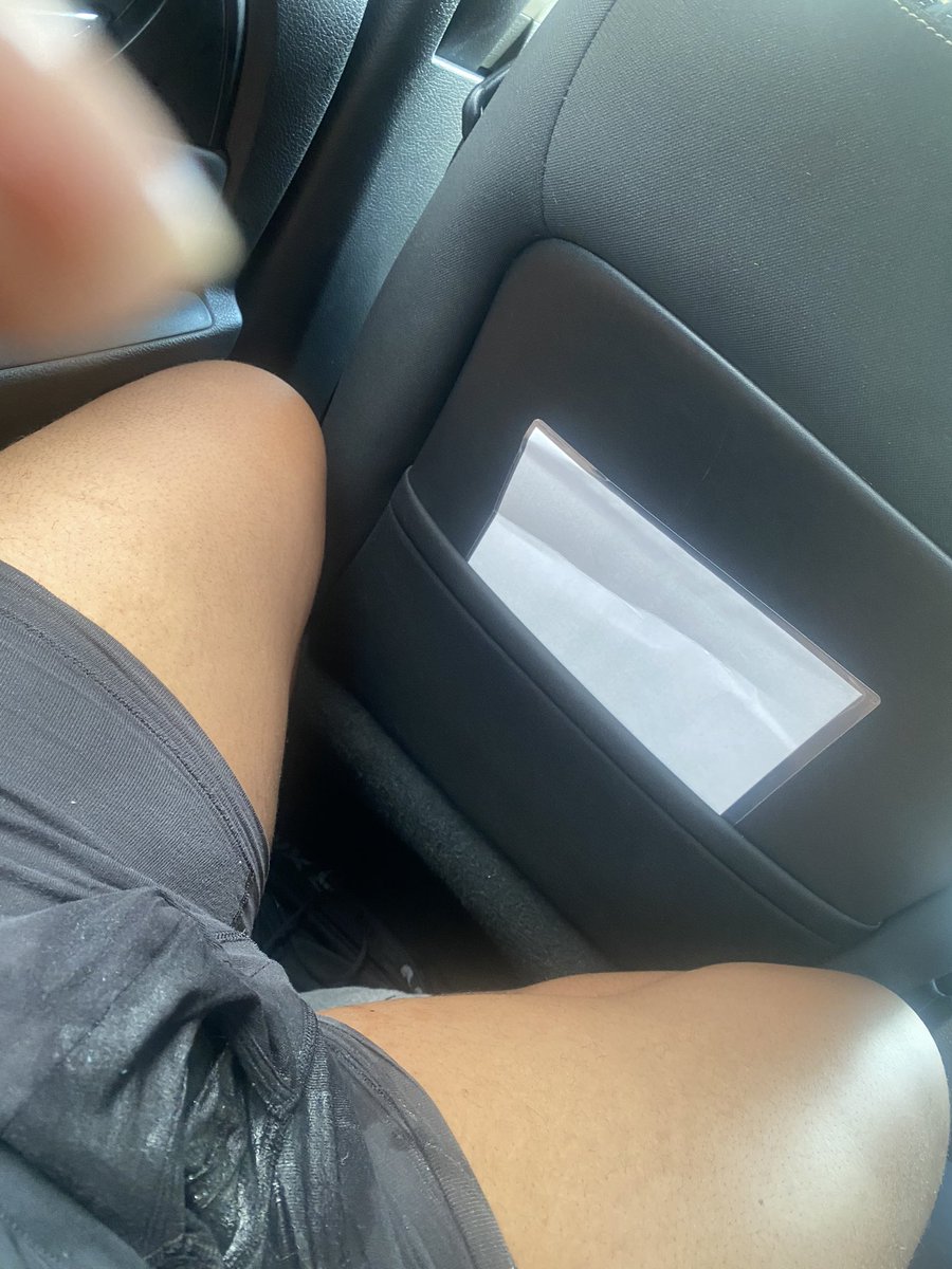creamteam202's tweet photo. shawty got me out the way fr https://t.co/eSA8ziY2cz