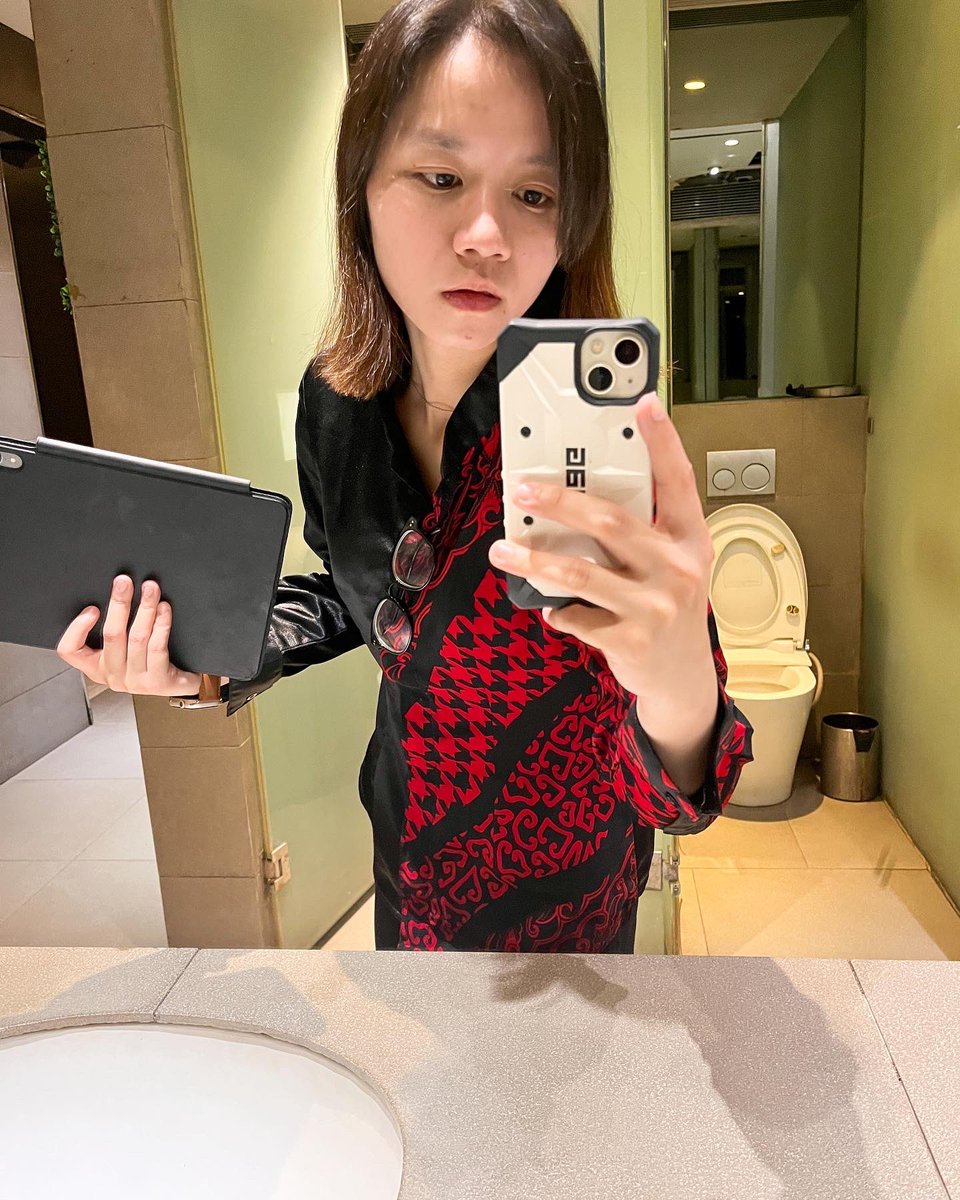 MarissaSutanto's tweet photo. Happy Red-Black ❤🖤
.
#potd #black #red #ootd #marissasutanto #asiangirls #indonesian https://t.co/tHQG3eTq8v