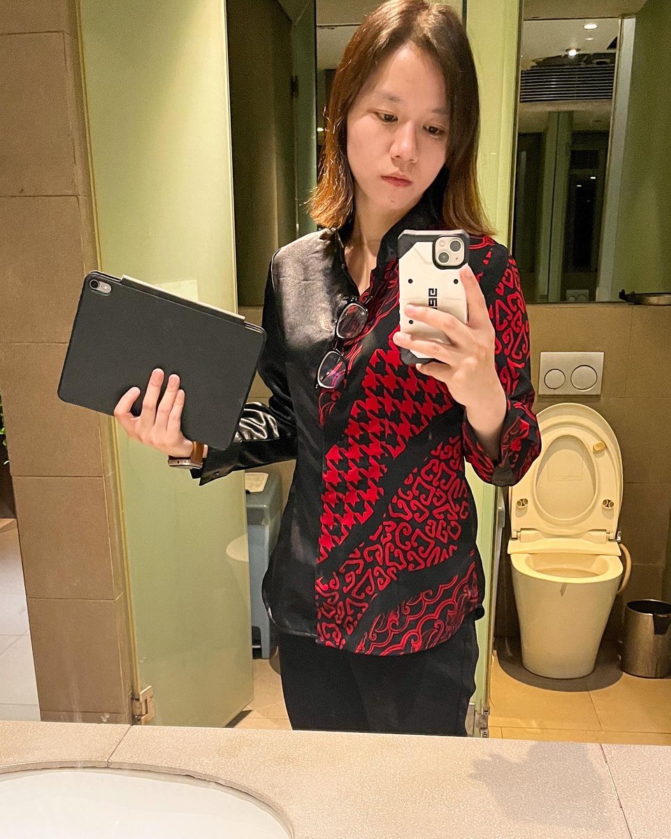 MarissaSutanto's tweet photo. Happy Red-Black ❤🖤
.
#potd #black #red #ootd #marissasutanto #asiangirls #indonesian https://t.co/tHQG3eTq8v