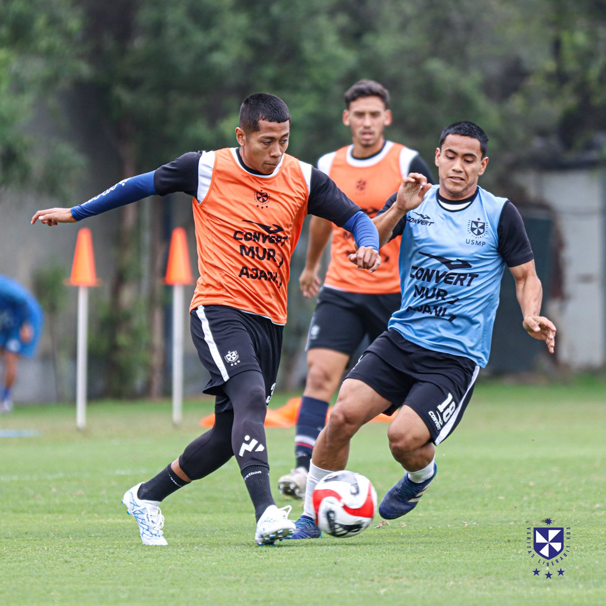 Club_USMP's tweet photo. 📍SÁBADO 
✅️ Entrenamiento ⚽️💪🏽

#VamosSantos
#LaUSMP
#FuriaSanta https://t.co/CsqO7uF0Em