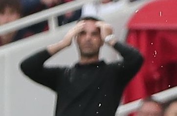 FulhamFC's tweet photo. He knew. https://t.co/mITgPGUBgT