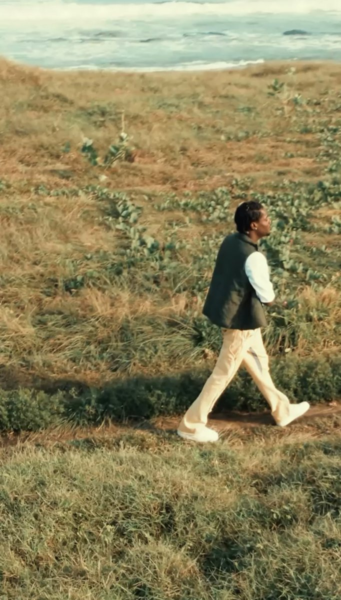 Classicdeejayy's tweet image. 🚨 SPOTLIGHT SOUND 🚨

ANYBODY, off the STARMAN ep by @onlydjayy 
#EntertainmentGuide on 
@GuideRadio915 

Hosted by @prudenthimself @wanzamclassicDj 

WANZAM!!!