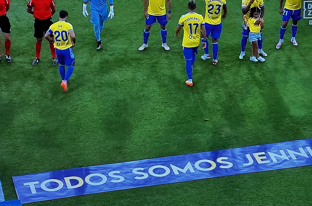 Desde el <a href="/Cadiz_CF/">Cádiz Club de Fútbol</a> nos regalan esto para el mundo.

📷 <a href="/pablom_m/">Paulus</a>