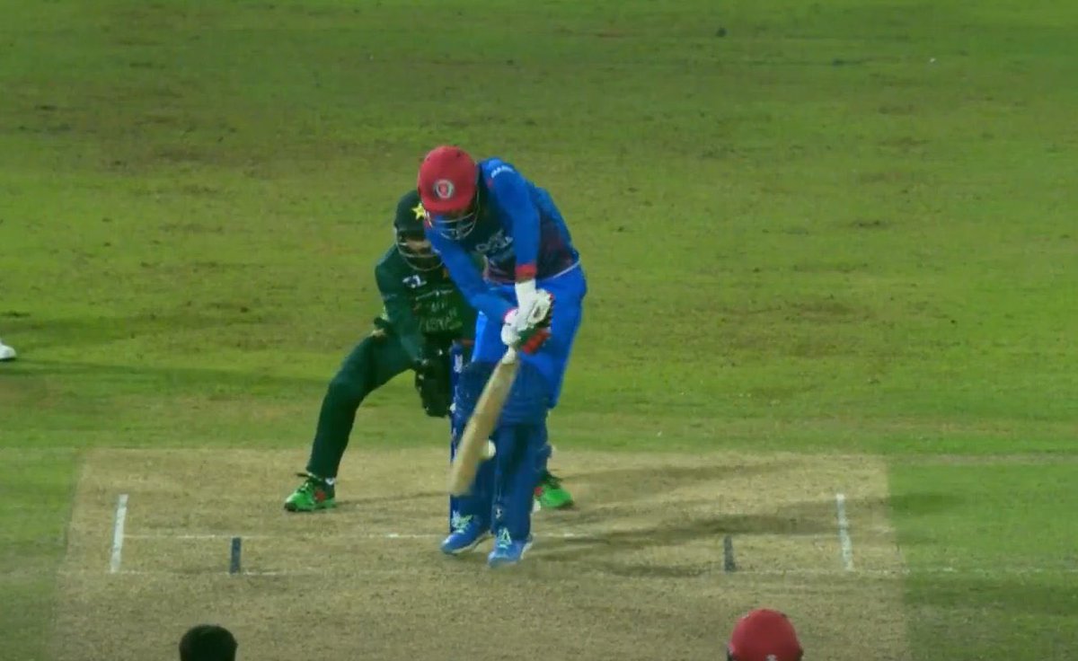 iMShami_'s tweet photo. Amir Sohail on Commentary 🗣️: "If this isn't conclusive to give OUT, then umpire needs an optician" 😭🔥
#PakvsAfg | #PakvsAfg2023 | #AFGvsPAK | #PAKvAFG https://t.co/aKIZw4ULEe