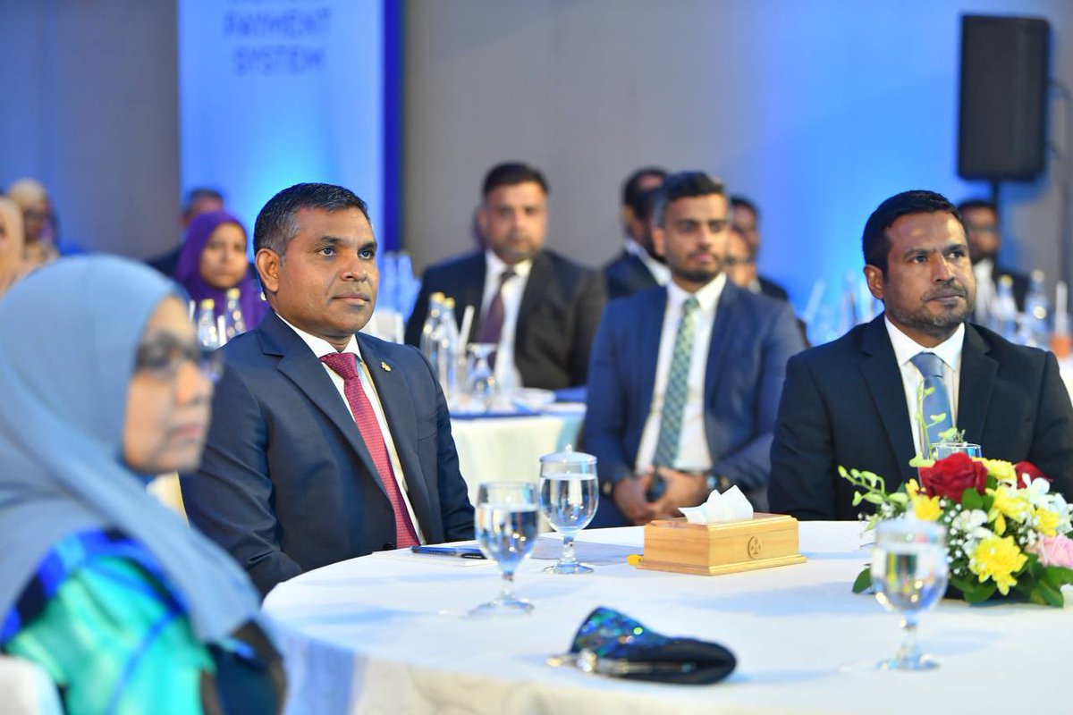 presidencymv's tweet photo. Vice President @faisalnasym inaugurated 'Favara,' the Maldives Instant Payment System, developed by @mma_maldives. The system provides innovative, convenient, and affordable access to digital financial services, enabling users to make and receive payments instantly. https://t.co/AiaSHfDSAx