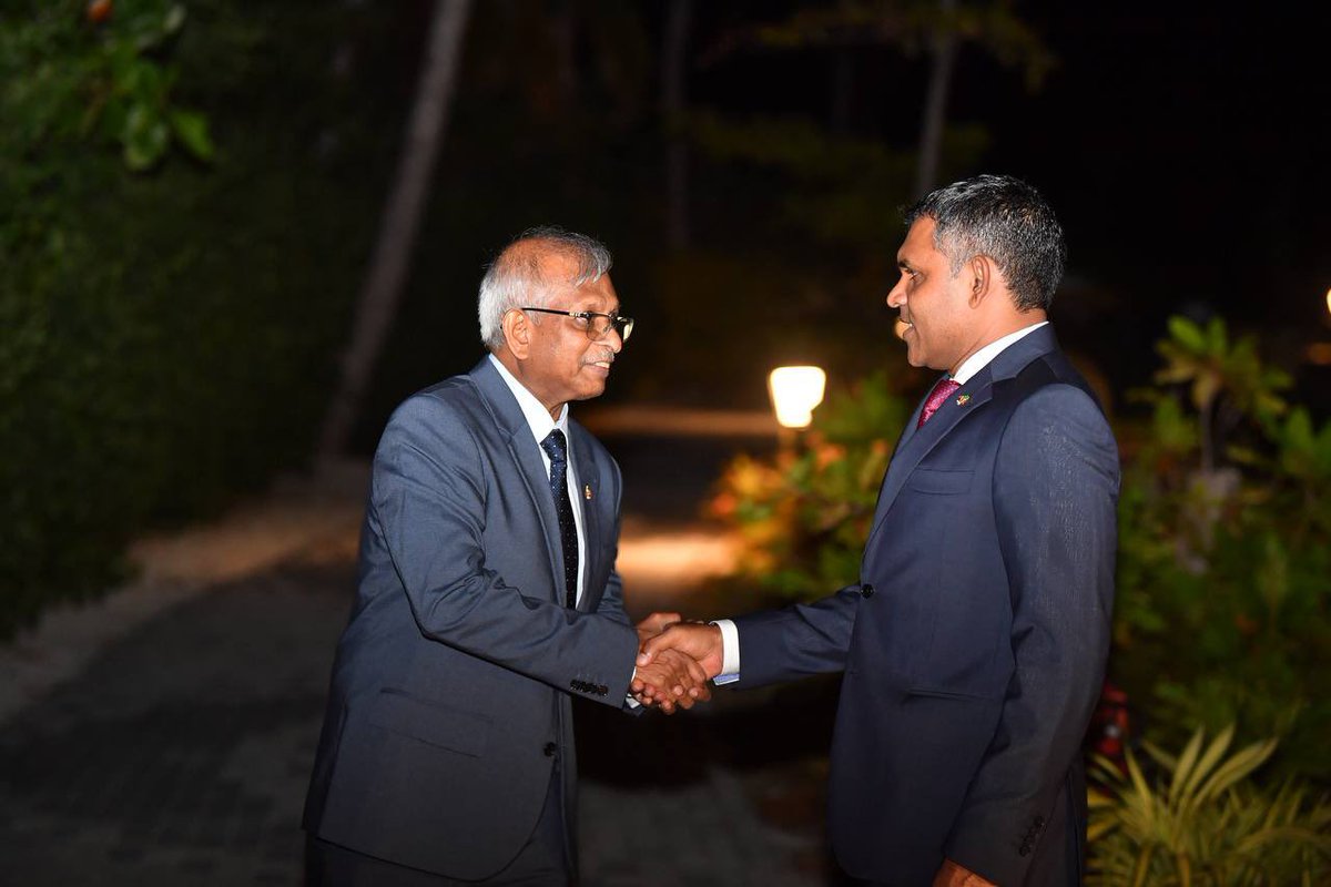 presidencymv's tweet photo. Vice President @faisalnasym inaugurated 'Favara,' the Maldives Instant Payment System, developed by @mma_maldives. The system provides innovative, convenient, and affordable access to digital financial services, enabling users to make and receive payments instantly. https://t.co/AiaSHfDSAx