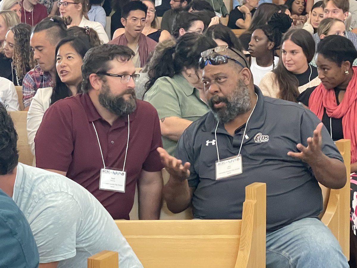 ahillgill's tweet image. What a fantastic way to start off the new year with almost 800 educators and @advischools committed to cultural competency for our students with @rosettalee. Thank you @Ea1785 and all the facilitators and educators that made this event possible. #educatorsforchange#DEIJB