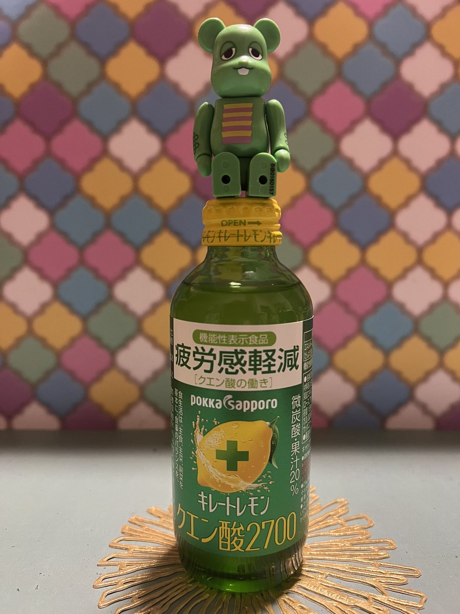 michayoel's tweet image. vol.938🌈 2023.08.29(Sat) ☀️
🇯🇵 キレートレモン クエン酸2700

ここ数日、睡眠時間がめっちゃ短かかったけど全然眠くならないと思ってらそんな事なかった😅
急に気絶したように寝落ちしてた🫨

グイッとキレートレモンでビタミン補給して寝よう😴
平均睡眠時間4時間なのでせめて6時間に戻したい🙏