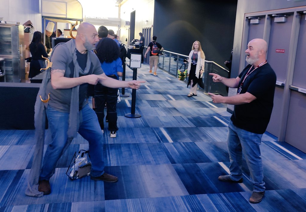 bradboothe's tweet photo. Had to do the Spider-Man meme.

@GooseDE @PlayWarframe #TennoCon #ScottUmbra https://t.co/M96BuHyBE3