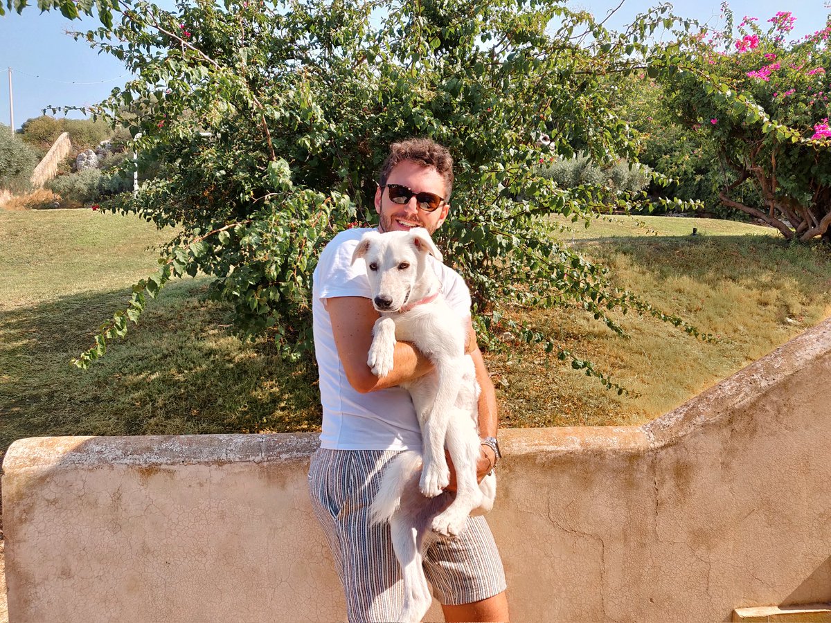 Foto per la nostra prima #giornatamondialedelcane e la nostra prima vacanza insieme ❤️🐾 Colgo l'occasione per dire solo una cosa: adottate e non comprate. Ci sono tanti canuzzi sfortunati che cercano casa e il loro amore non ha prezzo.