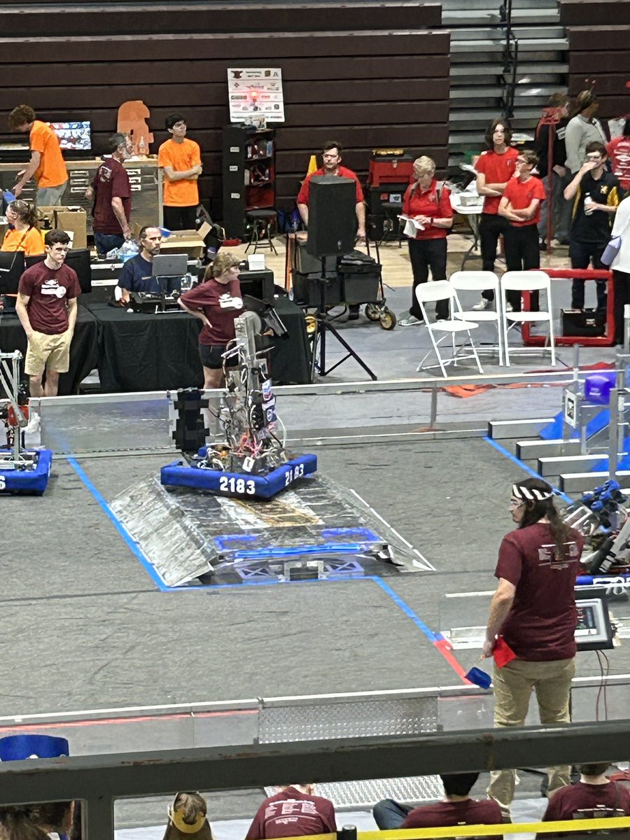 Tigerbots2183's tweet photo. It’s the Red Stick Rumble!  2183 and 9988 are competing along with 25 other teams.  2183 is currently ranked 4th. @HahnvilleHigh @DowCorpsArchive @WeAreOxy https://t.co/QJLWBZLbYV