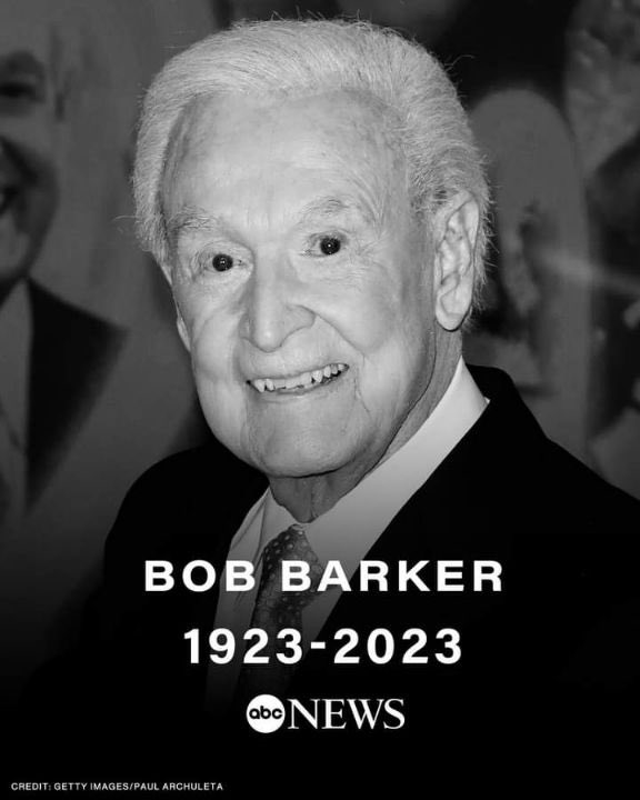 JenniferWolfgr2's tweet photo. My childhood is officially over!! Rest in peace!! Sad day!! @NicksAllens did you have him on your list https://t.co/aCcB1FsnPg