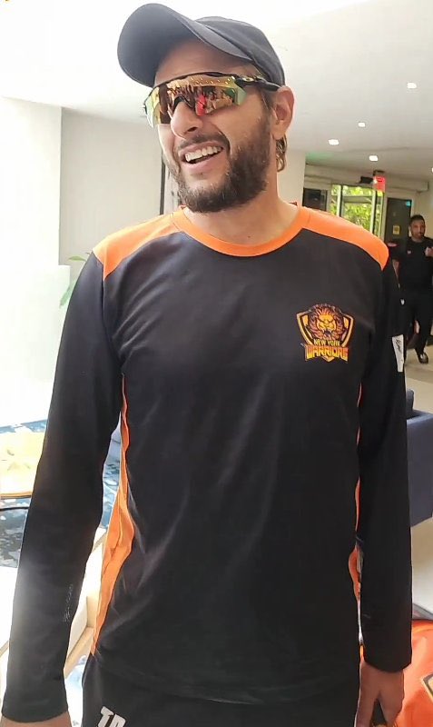 TEAM_AFRIDI's tweet photo. Shahid Afridi’a Team Qualifies For Final Of #UST10Masters https://t.co/rNEFSry0aG