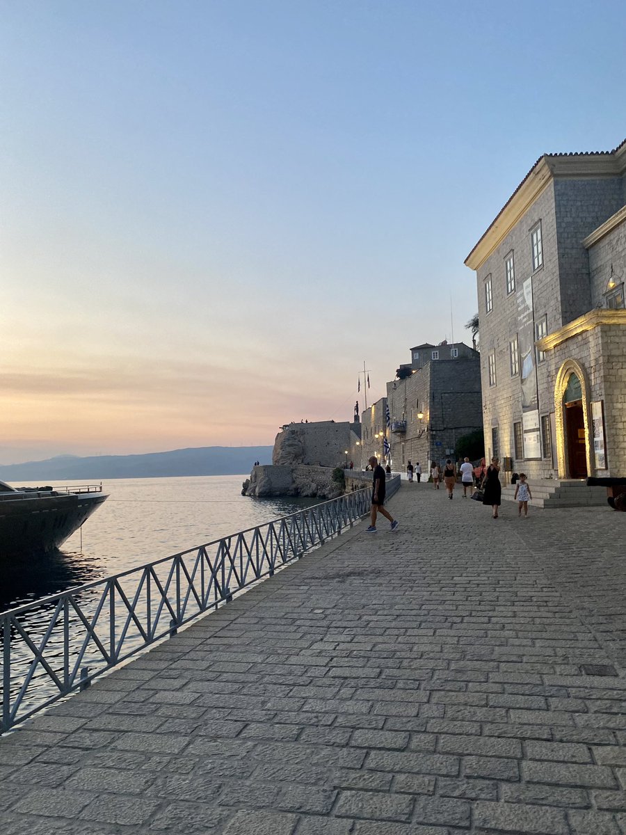 FanakidiF's tweet image. Ναιι,ναι,ναιιι αφού!!!!
#Sunset_Lovers