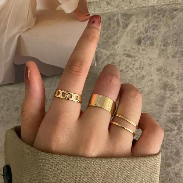 BaaizzOfficial's tweet photo. 3 Hip Hop Rings In Golden (unisex) delivering all over Pakistan 🇵🇰
Shop at https://t.co/OXPsnHgtnX
Contact us on WhatsApp: 03327530914

#rings #jewelry #jewellery #style #fashion #buyonline #shoponline https://t.co/dqRUFriskt