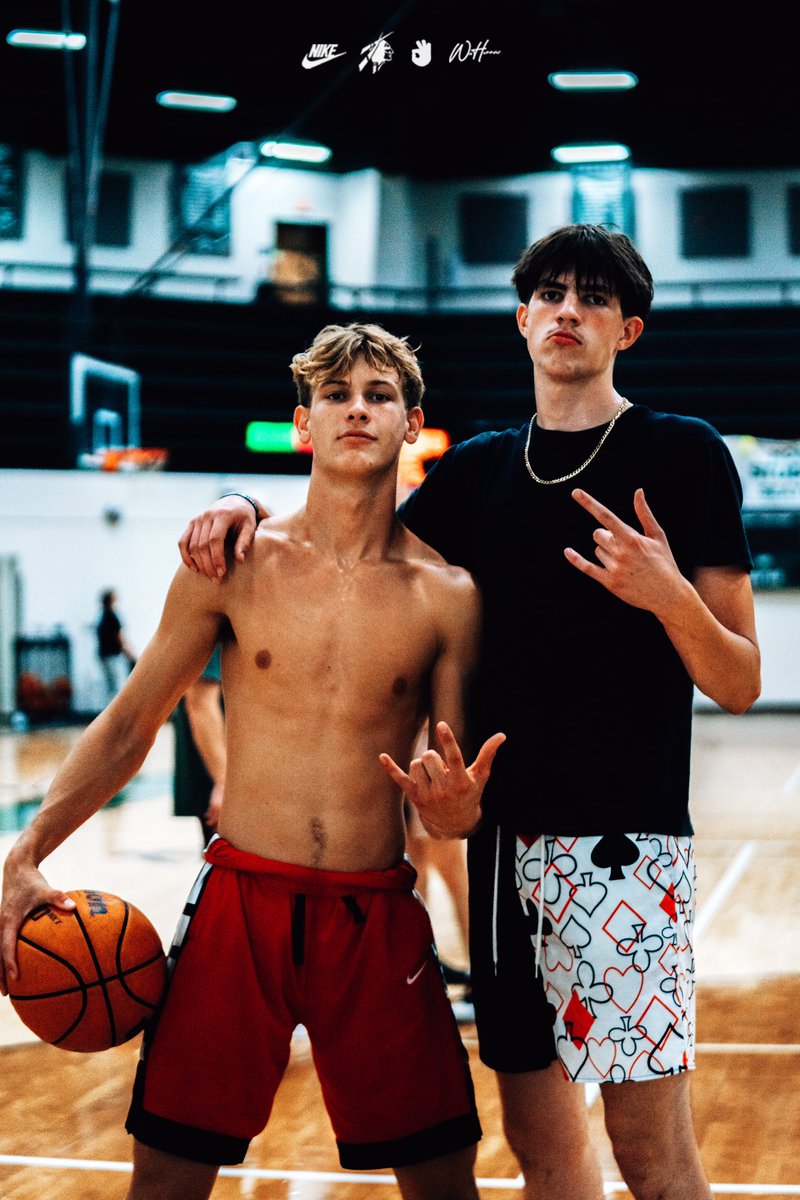 CatoosaMBB's tweet photo. 𝙗𝙖𝙘𝙠 𝙞𝙣 𝙩𝙝𝙚 𝙡𝙖𝙗 🧪 
#𝕱𝖊𝖆𝖗𝕹𝖔𝖇𝖔𝖉𝖞 https://t.co/ThnMbPg5ai