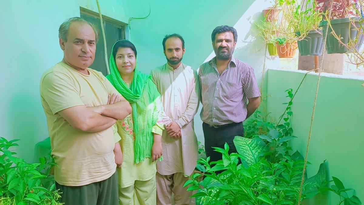 hanibal5678's tweet photo. I had the privilege of learning from a remarkable mentor Sir Aijaz Mangi who shared profound insights with us. I was particularly inspired by his emphasis on love for homeland, empowering women, engaging the youth, and improving our education system. https://t.co/8MkucoDrjC