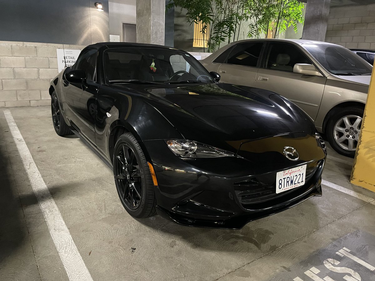 YES I KNOW I BOUGHT IT IT WAS ME
