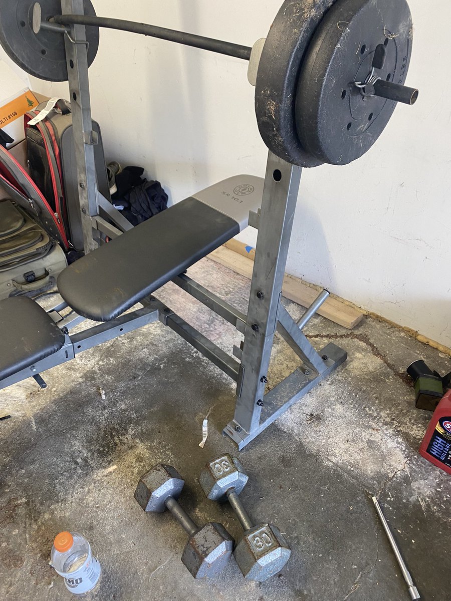 Hi_Flon's tweet photo. Slowly building my home gym again ππ₯ next I need a pull up/dip bar and some better weights/bar π€£ @roningym #Roningym @AxieFit #axiefit https://t.co/W8vtnArxg0
