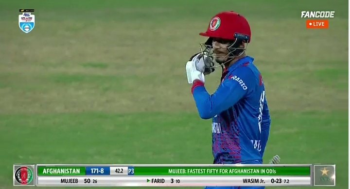 mufaddal_vohra's tweet photo. Mujeeb Ur Rahman registers the fastest fifty in ODIs for Afghanistan - 26 balls. https://t.co/AAT4oJ0b6Z