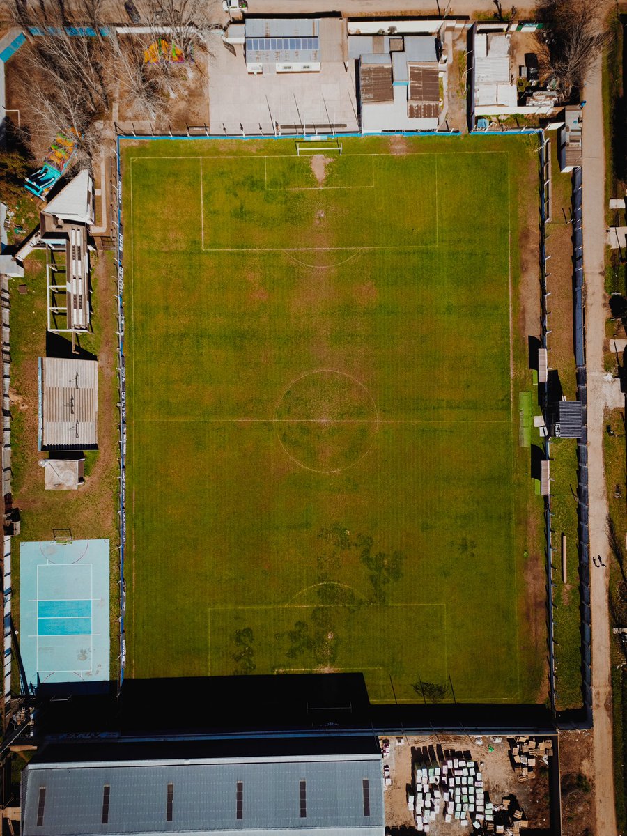 juanroleri's tweet photo. @RacingClub @PrensaComu @Velez @sabadovelezok @caplatense @Independiente A pedido de @betobocchia:

🏟️ Estadio Ricardo Puga.

📍Del club Atlas @Laotrapasion de General Rodríguez (Buenos Aires) https://t.co/bAmSjFlZnx