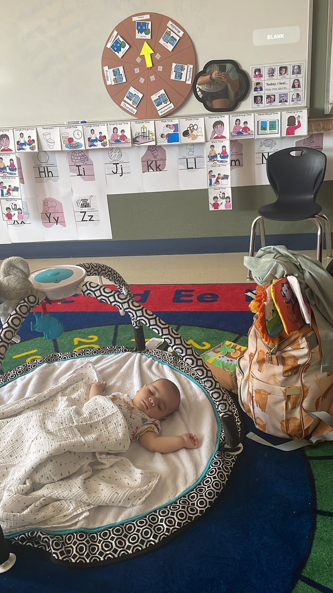 MNicoletg's tweet photo. Helping mom get ready for the 1st day of school ☺️ @NISDEllison @NISD_ECE @NISD #baby #teacher #mom #PreK #TeamEllison #TeamNorthside https://t.co/REdNzJqVEI