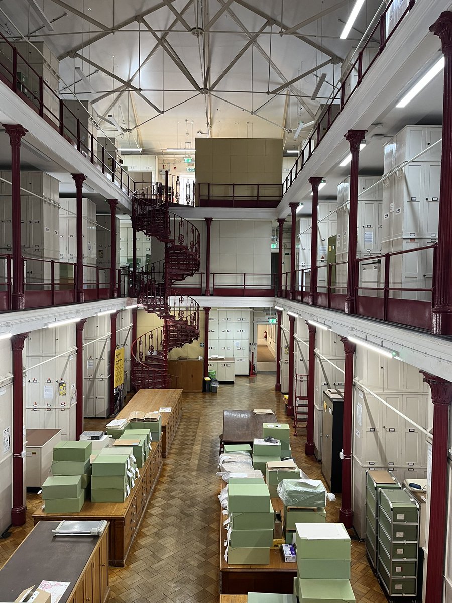 Ecolog3stDutz's tweet photo. It was a fantastic 3 weeks working at @KewScience Herbarium and library with the @KewUKOTs team. The time was short but we sure got a lot done for the @UKBCFs #Darwininitiative. Can wait to see y’all in the next fieldwork season!! #Dplus114 #KewTCI https://t.co/5NJtKEZcrj