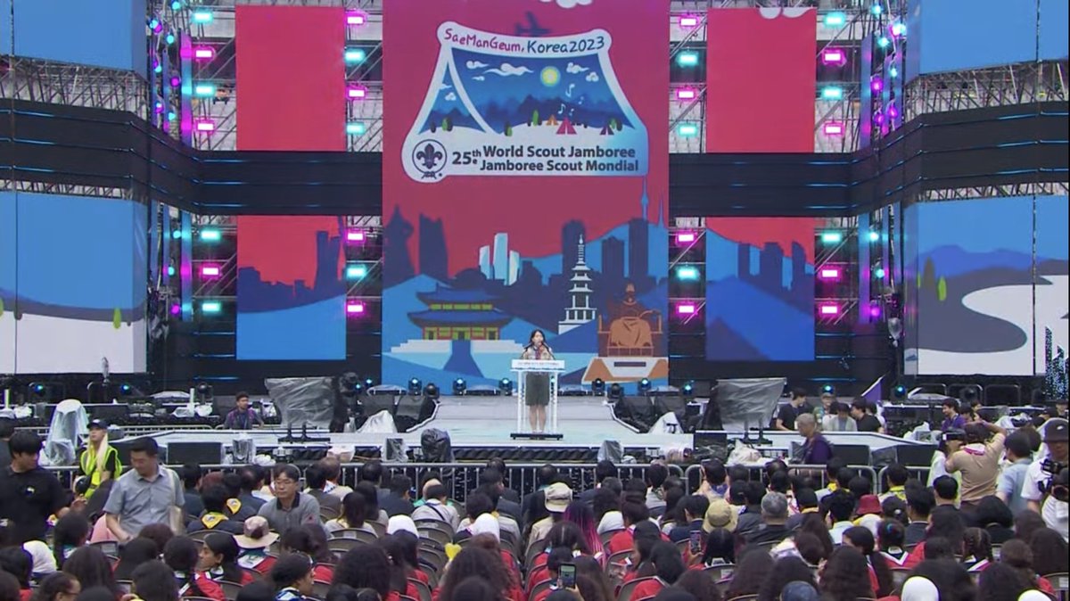 <a href="/Girlguiding/">Girlguiding</a> Where were your posts about #wsj2023 supporting our girls who attended?
Of course there were none, 'cos nothing matters if it happens overseas.
#sailingwithBGO